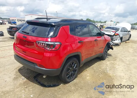 2023 Jeep Compass Altitude 4X4 from USA, damaged, VIN 3C4NJDBN2PT534472